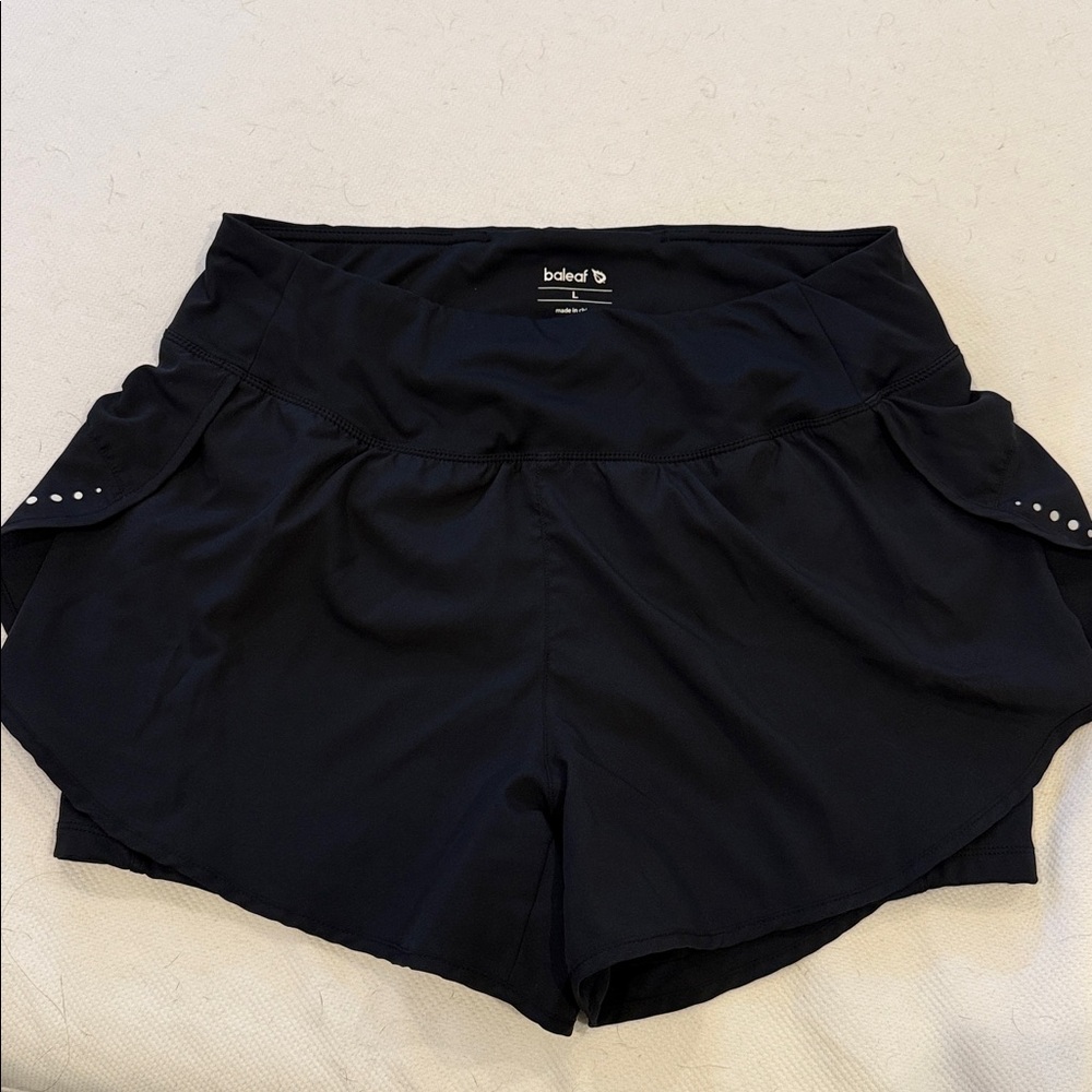 Baleaf Women's Black Running Shorts size L